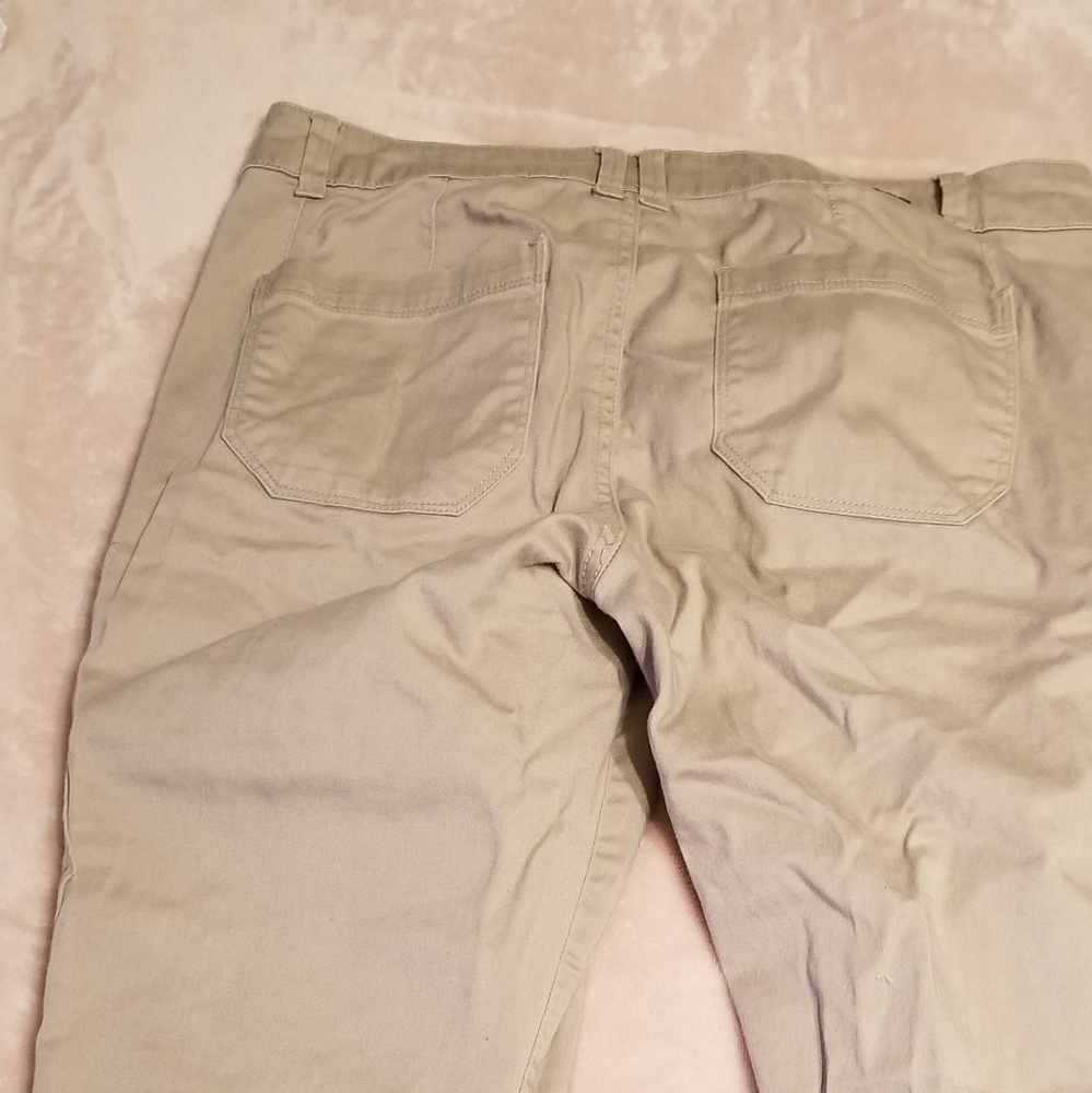 Jeans - Picture 2 of 4